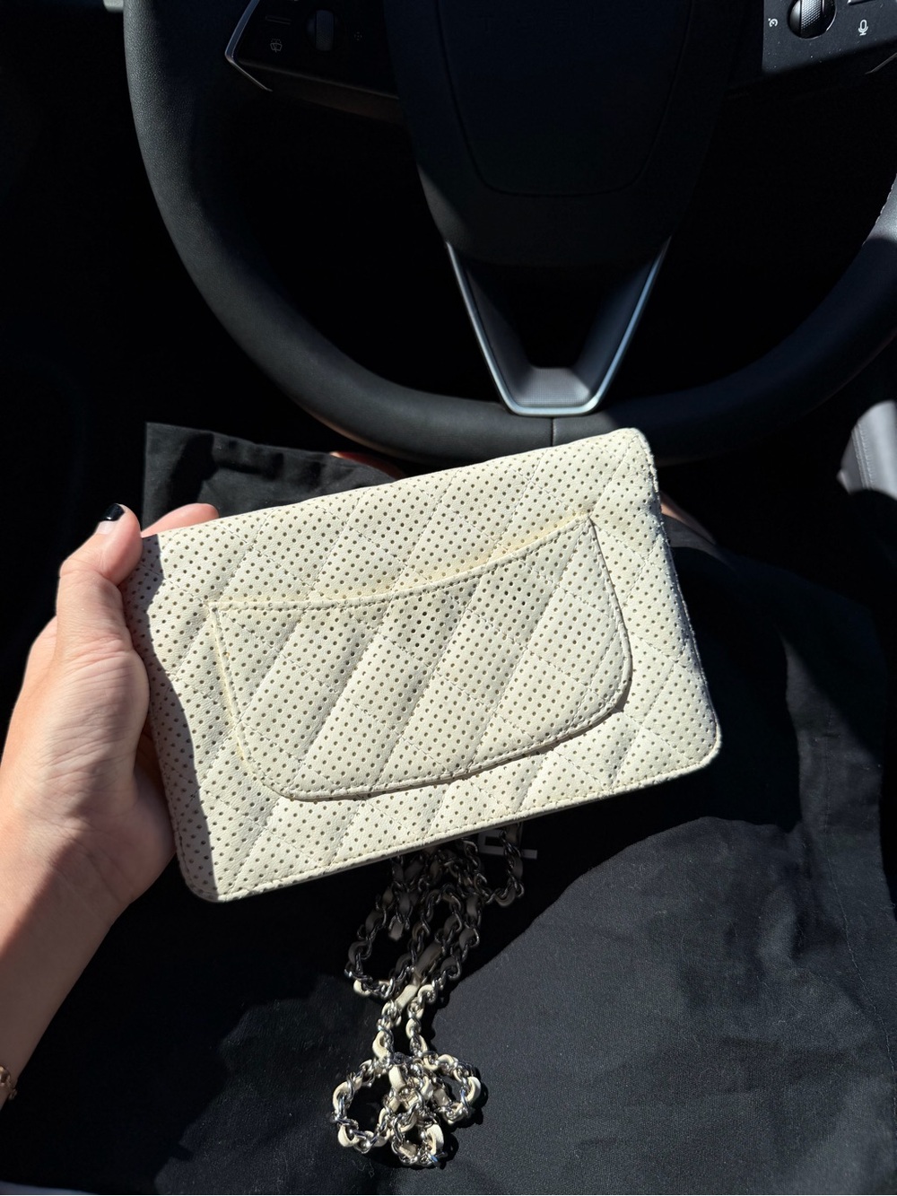 CHANEL White Perforated Quilted Leather Chain Flap Shoulder Bag - Picture 7 of 8